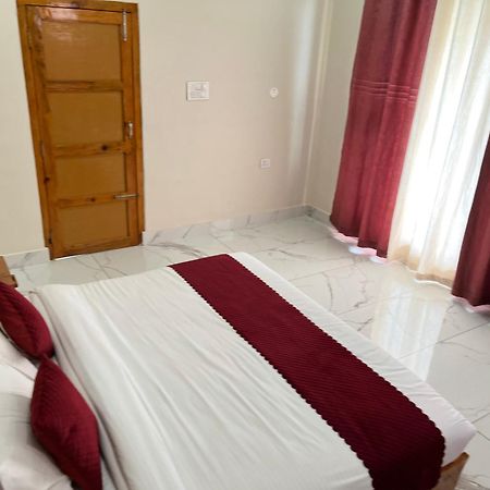 Himalayan Hill Top Resort Kanatal Extérieur photo
