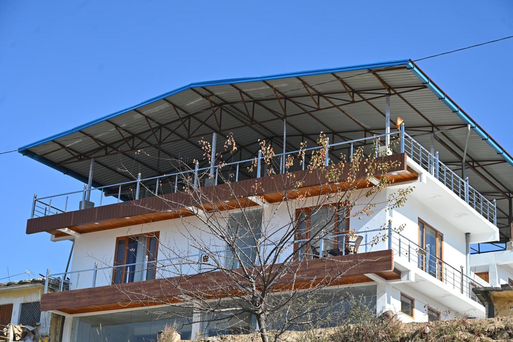 Himalayan Hill Top Resort Kanatal Extérieur photo