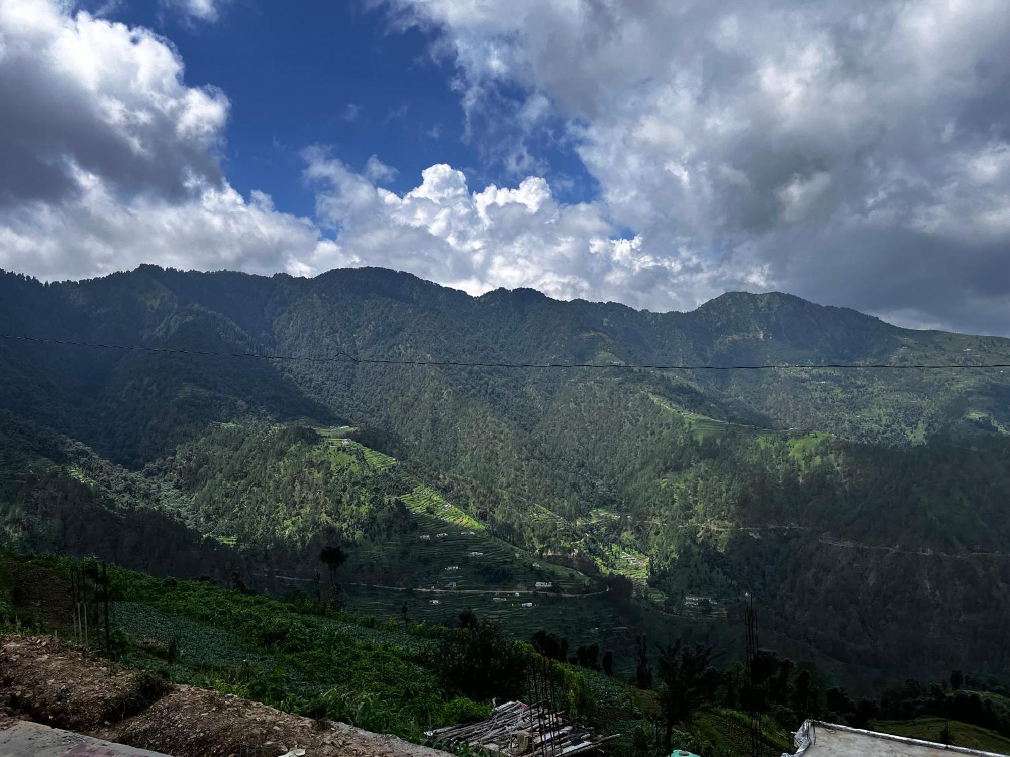 Himalayan Hill Top Resort Kanatal Extérieur photo